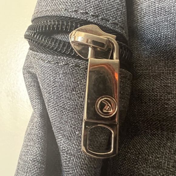 AUGUR backpack - Picture 11 of 14